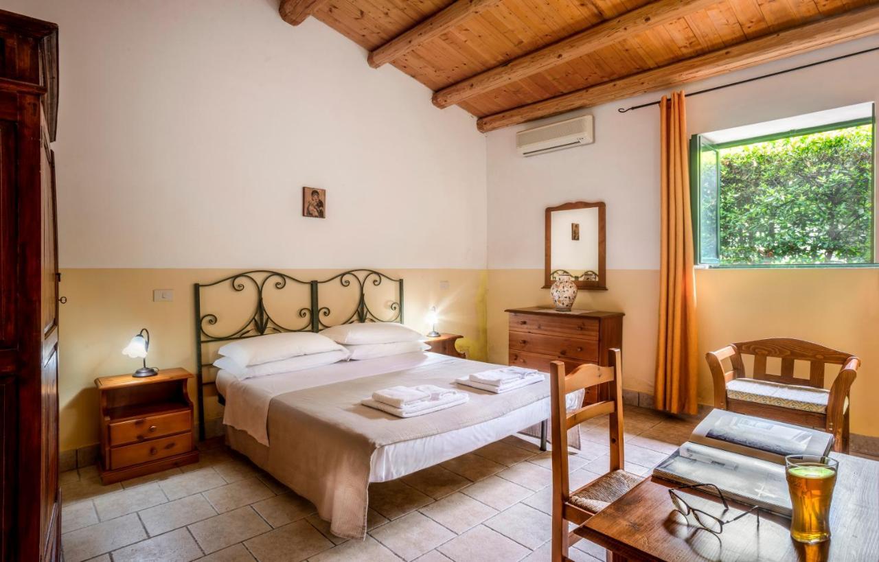 Agriturismo Borgo Degli Ulivi Canicattini Bagni Exterior photo