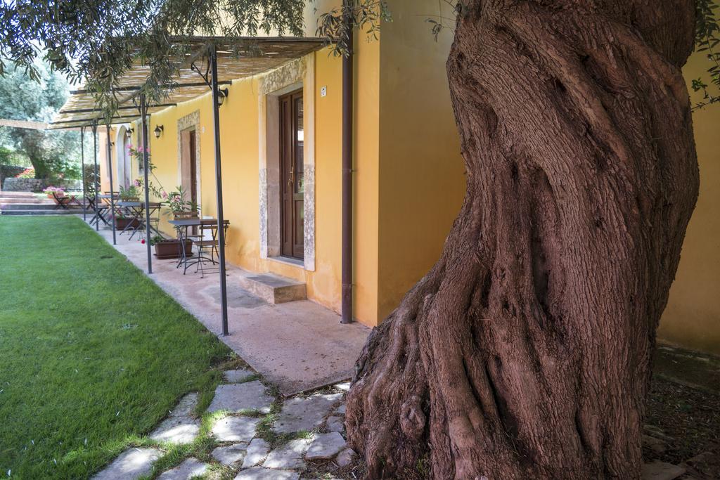 Agriturismo Borgo Degli Ulivi Canicattini Bagni Exterior photo